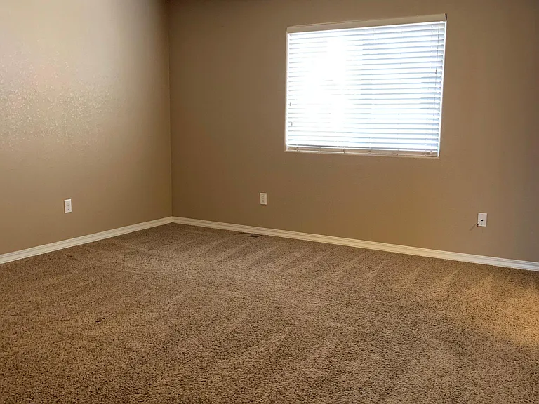 1004 Diamond Rim Dr — Photo 22