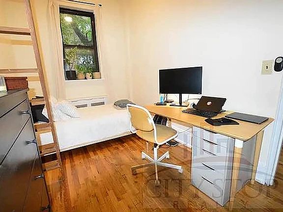 5th image of 308 W 73rd St #1R