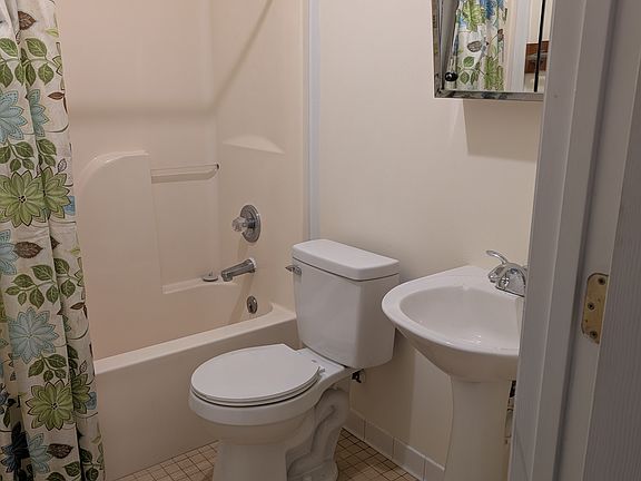 Bathroom number I