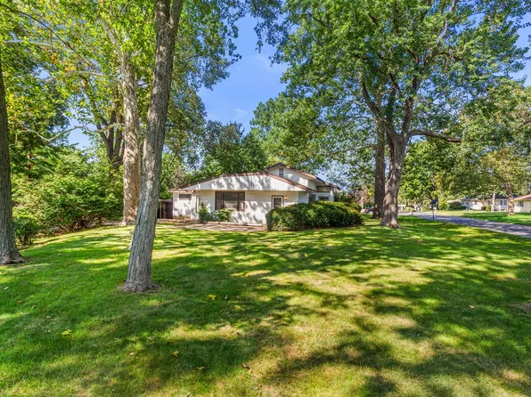 801 Ventura Rd, Champaign, IL 61820