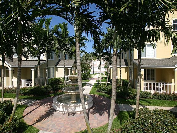 Courtyard with fountain