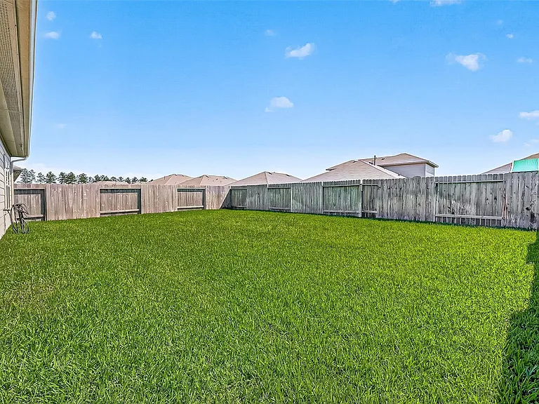 21500 Rustic Elm Dr — Photo 48