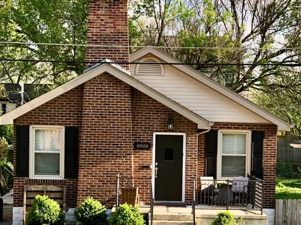 8908 Bridgeport Ave, Saint Louis, MO 63144