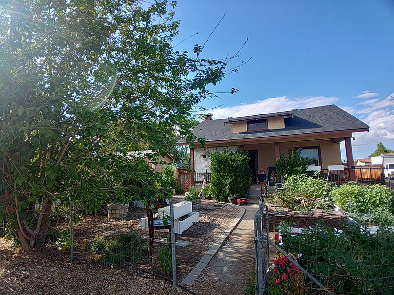 585 Colorado River Blvd — Photo 3