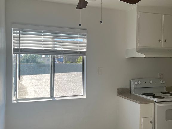 5th image of 16131 Cornuta Ave #3