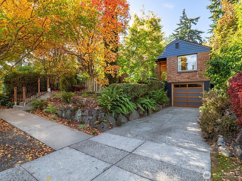 2nd image of 10523 13th Avenue NW