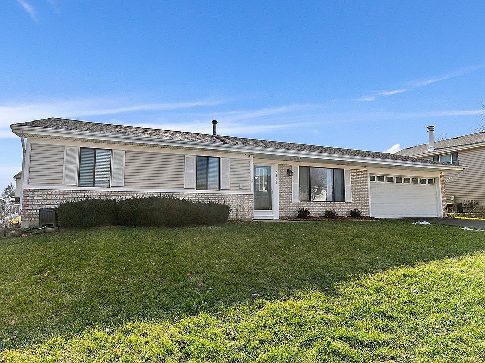 1st image of 2315 Cove Dr