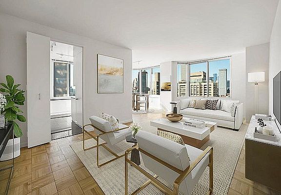 4th image of 240 E 39th St APT 12B