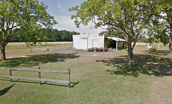 2nd image of 2751 Joe Brown Hwy S