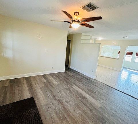 5th image of 5830 86th Ave N