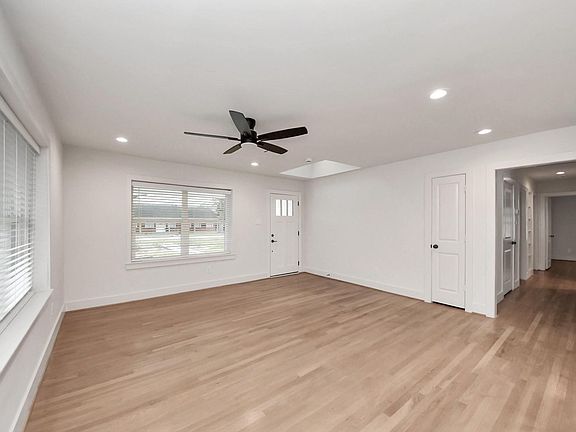 4th image of 9261 Autauga St