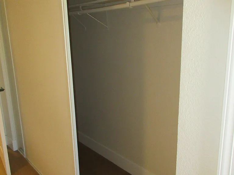 1052 W Quince St — Photo 12