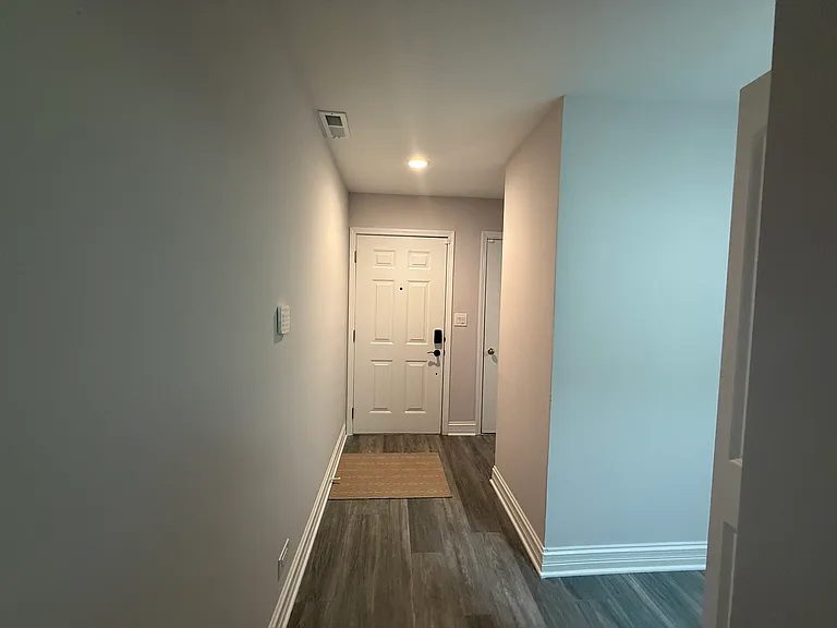 900 Ashley Ct — Photo 5