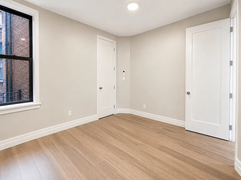 90 Bedford St #1R — Photo 5