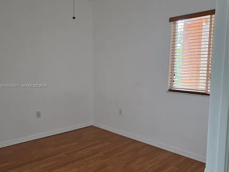 3415 NE 9th Dr #202 — Photo 12