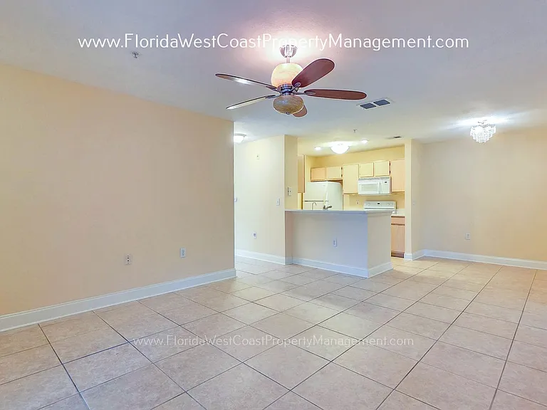 7417 Vista Way #101 — Photo 11