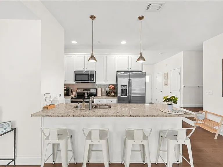 617 Chestnut St — Photo 11