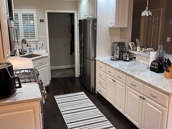 5th image of 1584 Willowbrook Dr