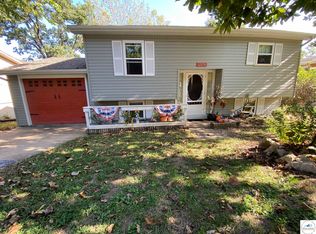 32270 Branch Ave, Warsaw, MO 65355