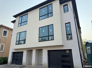 803 W End Ave, Cliffside Park, NJ 07010