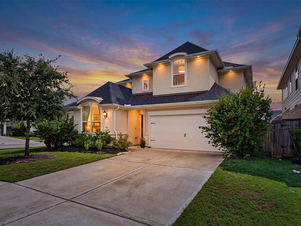 1st image of 4103 Sherman Oak Ln
