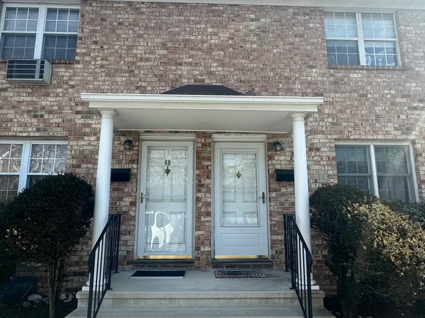 60 Lindstrom Road #60, Stamford, CT 06902