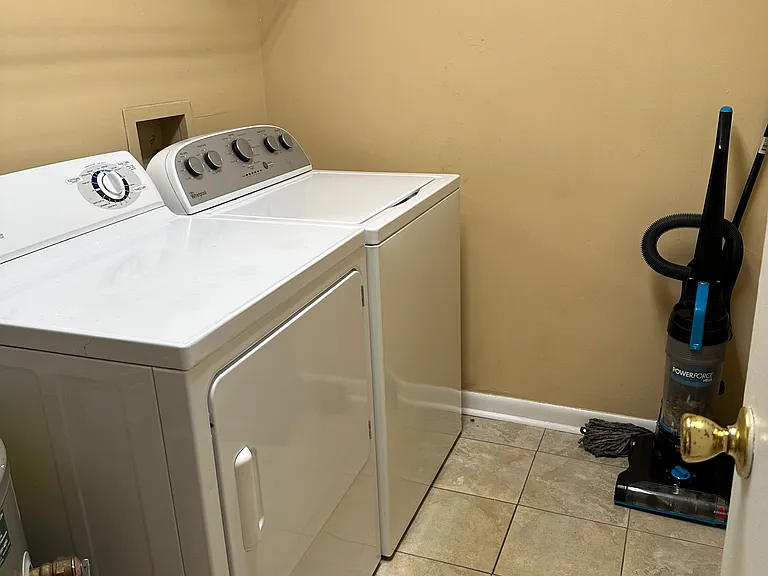220 Elm St #624 — Photo 4