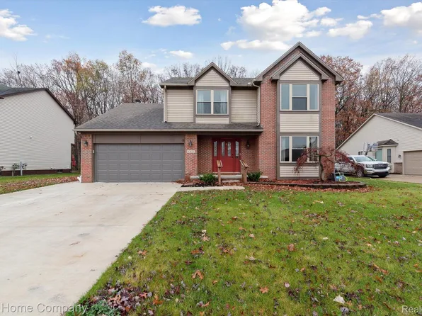 43621 Dorchester Dr, Van Buren Township, MI 48111