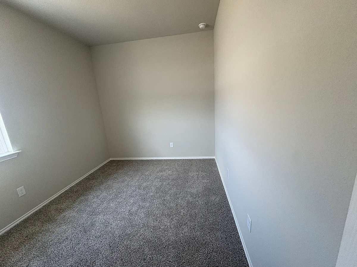 Building Photo - 1118 Stone Valley Rd #B