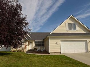 8051 N Ainsworth Dr, Hayden Lake, ID 83835