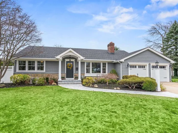 1627 Vincent Court, Wantagh, NY 11793