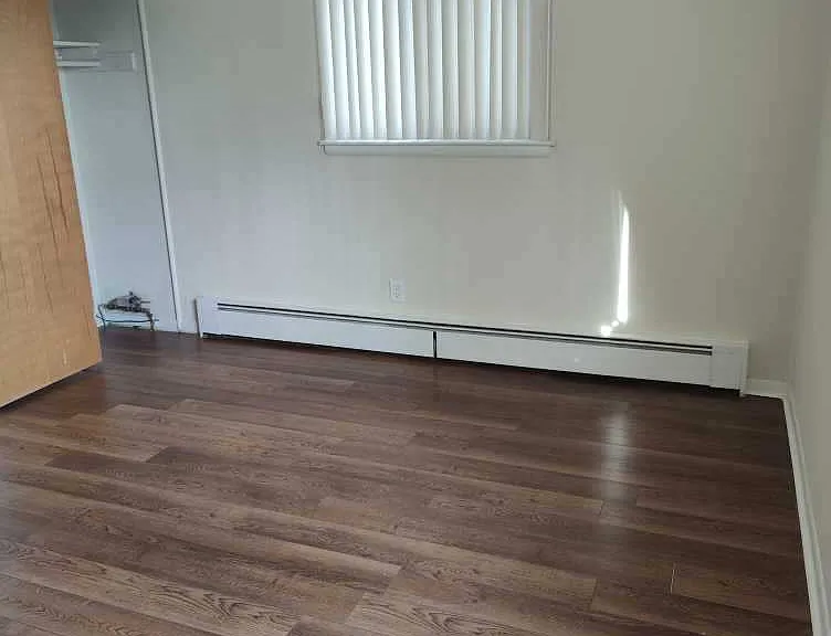 27 S Summit St #4 — Photo 7