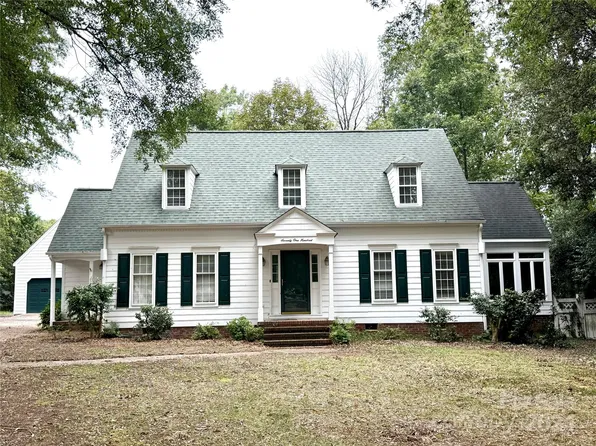 7100 Sythe Ct, Charlotte, NC 28226