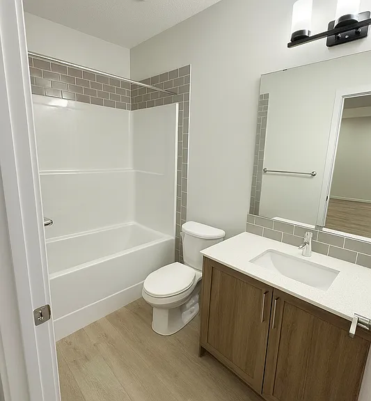 1244 Plum Bnd SW #2 — Photo 8