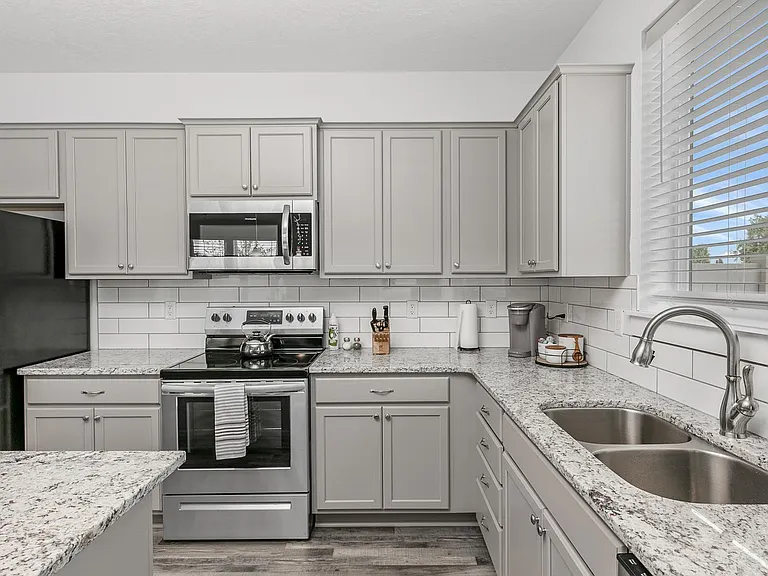 4714 W Topeka Ln — Photo 26