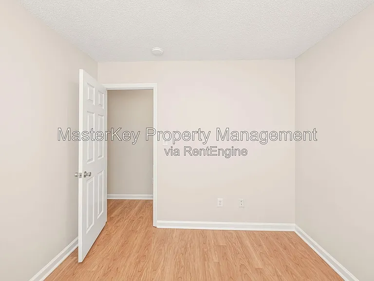 6307 Forest Ridge Dr — Photo 37
