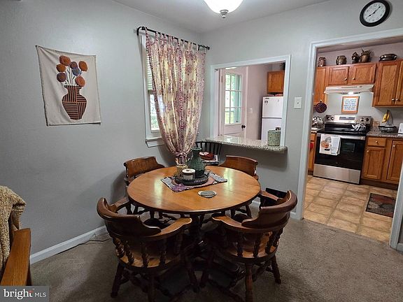 5th image of 178 Elephant Rd APT B13