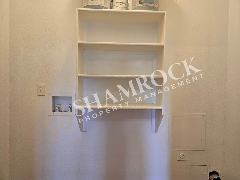 2117D Columbus Ave — Photo 16