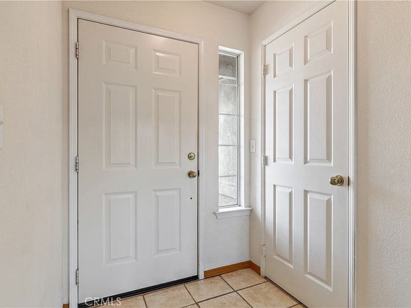 3rd image of 190 Stonebridge Ln