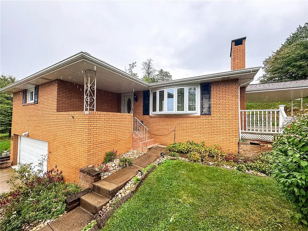 8048 Gladstone Dr photo 1