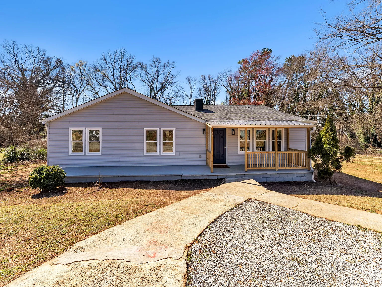 W Fairview Ave, Gaffney — Photo 1