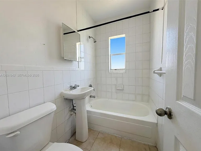1117 NW 3rd Ave #11 — Photo 10