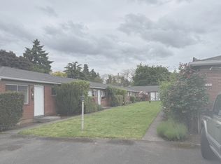 5424 SE Schiller St #14, Portland, OR 97206