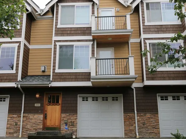 3808 Ashworth Ave N, Seattle, WA 98103