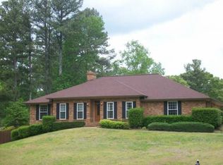125 Oak Knoll Way, Roswell, GA 30075