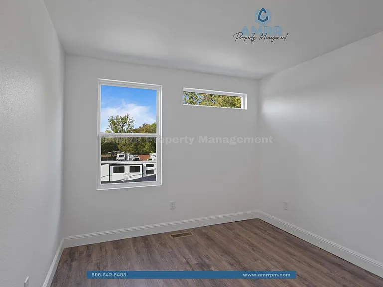 1020 States Ave — Photo 20