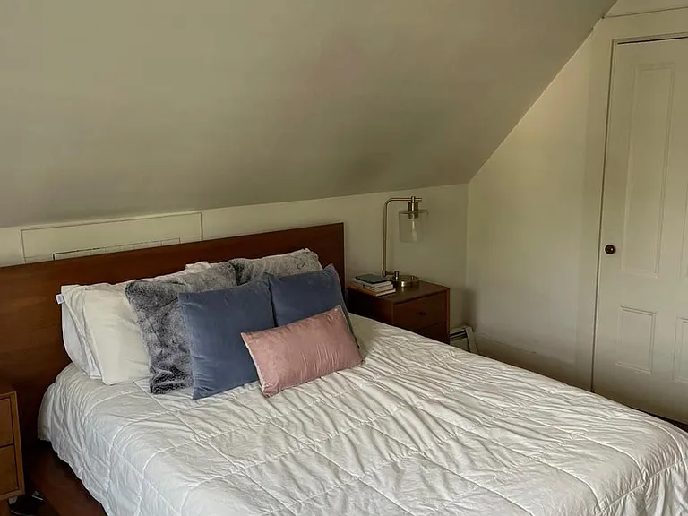 27 Garfield St #2R — Photo 9