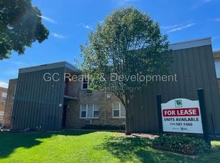 263 Uteg St UNIT 8, Crystal Lake, IL 60014