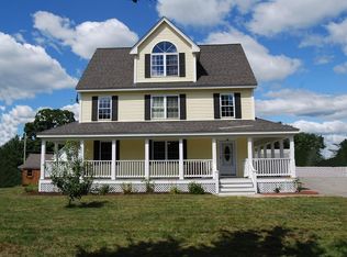 12 1st St, Westford, MA 01886