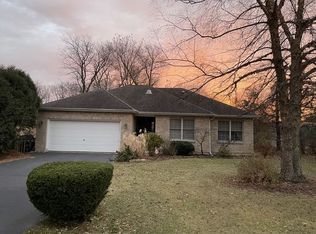 31064 Daniels Dr, Genoa, IL 60135